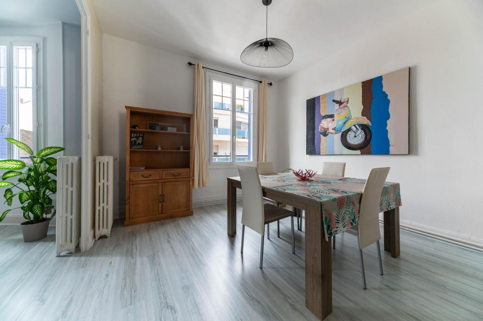 Le Louis B - Appartement Calme Et Lumineux Proche Thermes Виши Екстериор снимка